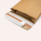 Versandtasche mit Aufreißfaden und zwei Haftklebestreifen